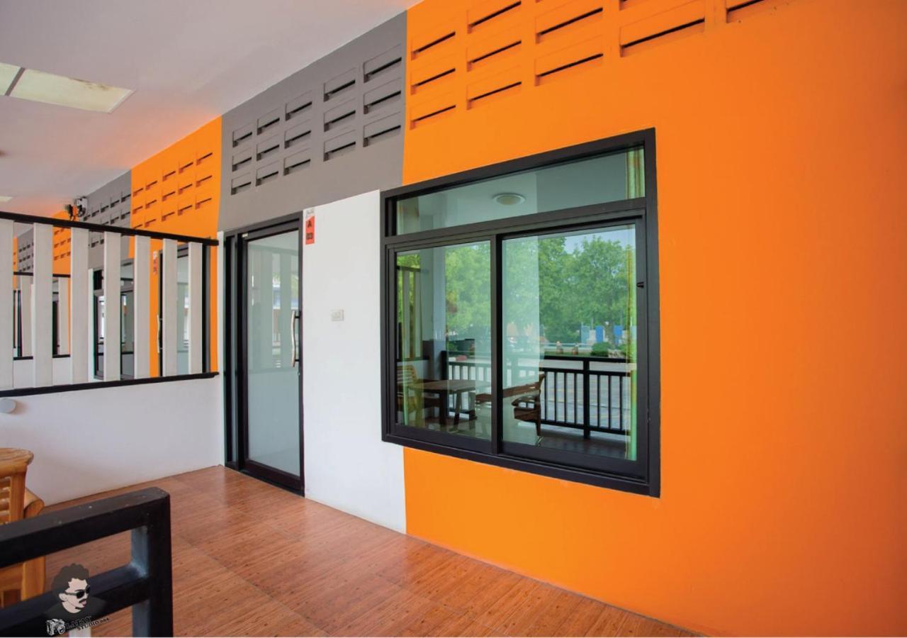 Staychill Resort Uttaradit Exterior foto